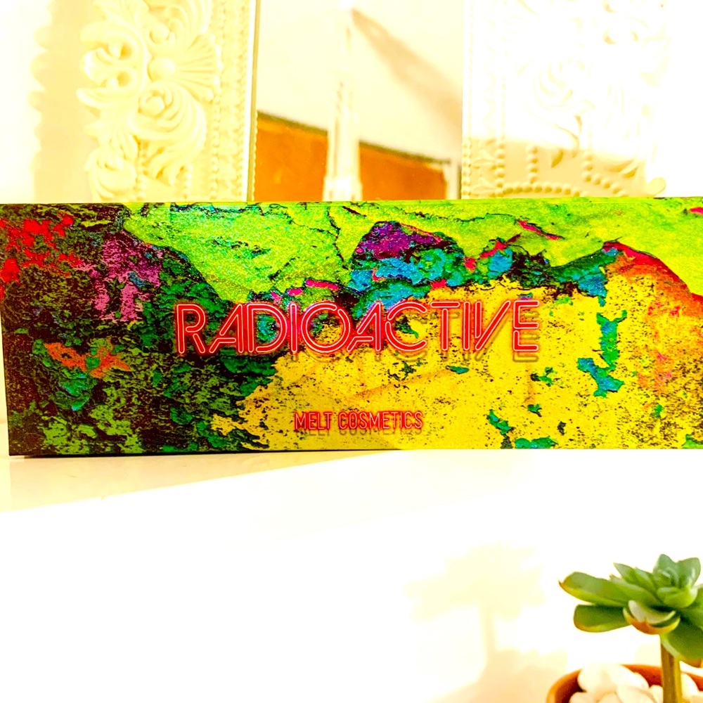 Melt Cosmetics Radioactive palette